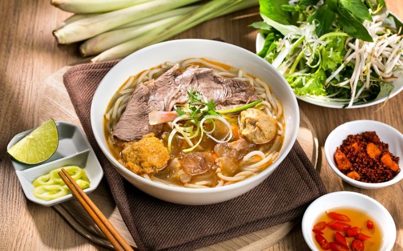 Hue style beef noodles