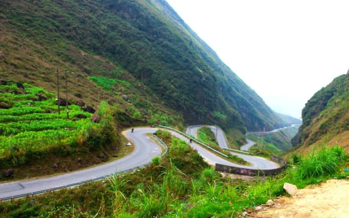 Ma Pi Leng Pass